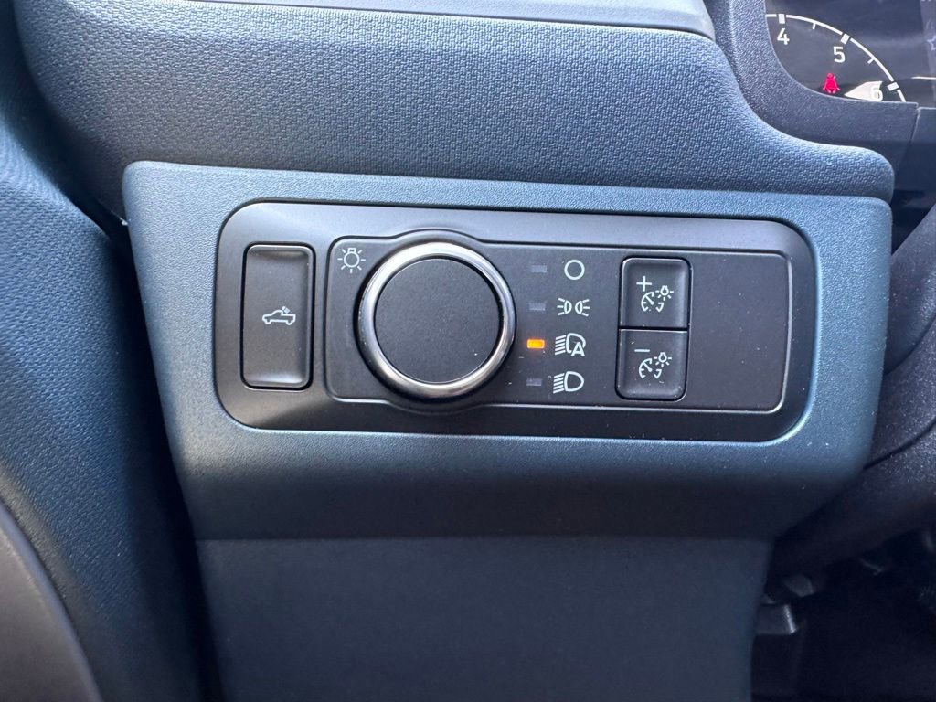Used 2022 Ford Maverick XL FWD image 29