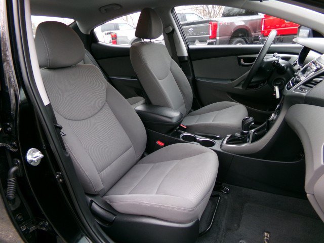 Used 2016 Hyundai Elantra SE FWD image 11