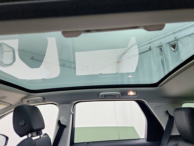 Certified 2025 Land Rover Discovery Sport S image 21