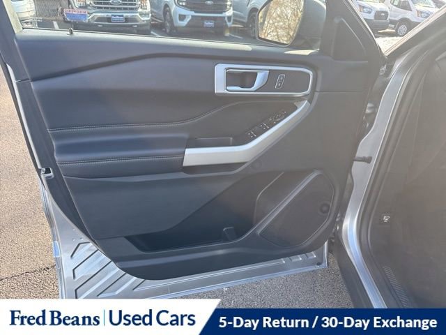 Certified 2022 Ford Explorer XLT w/ Equipment Group 202A AWD/4WD image 21