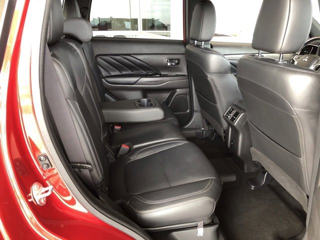 Used 2020 Mitsubishi Outlander SEL image 50