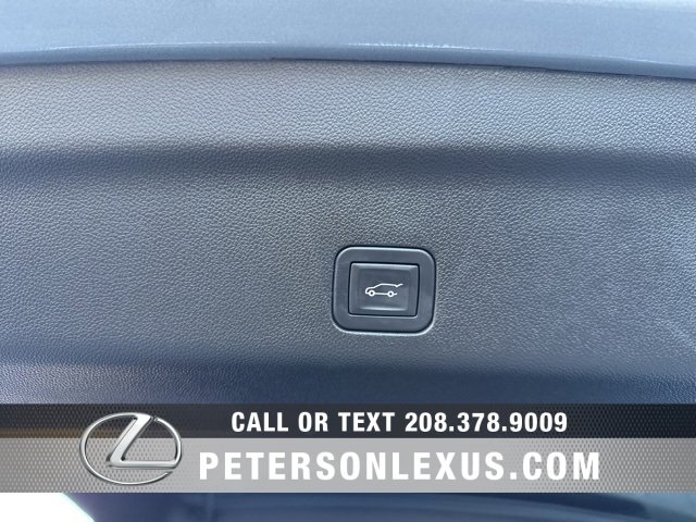 Used 2025 Chevrolet Tahoe LT w/ Comfort Package image 21