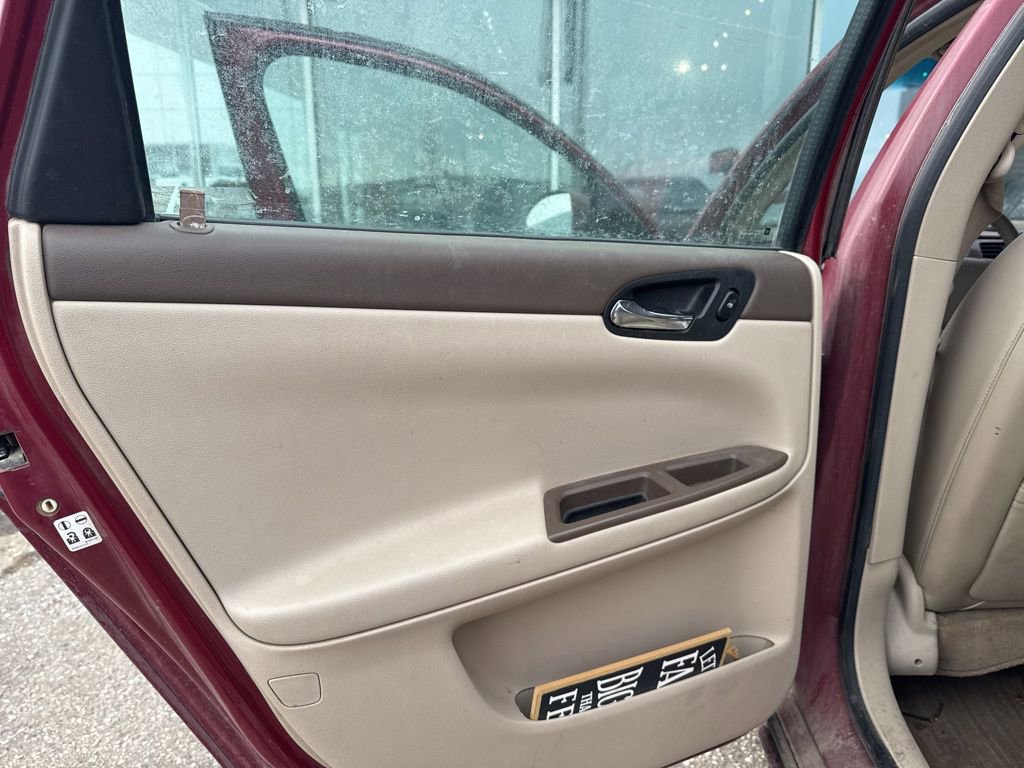 Used 2006 Chevrolet Impala LTZ image 19