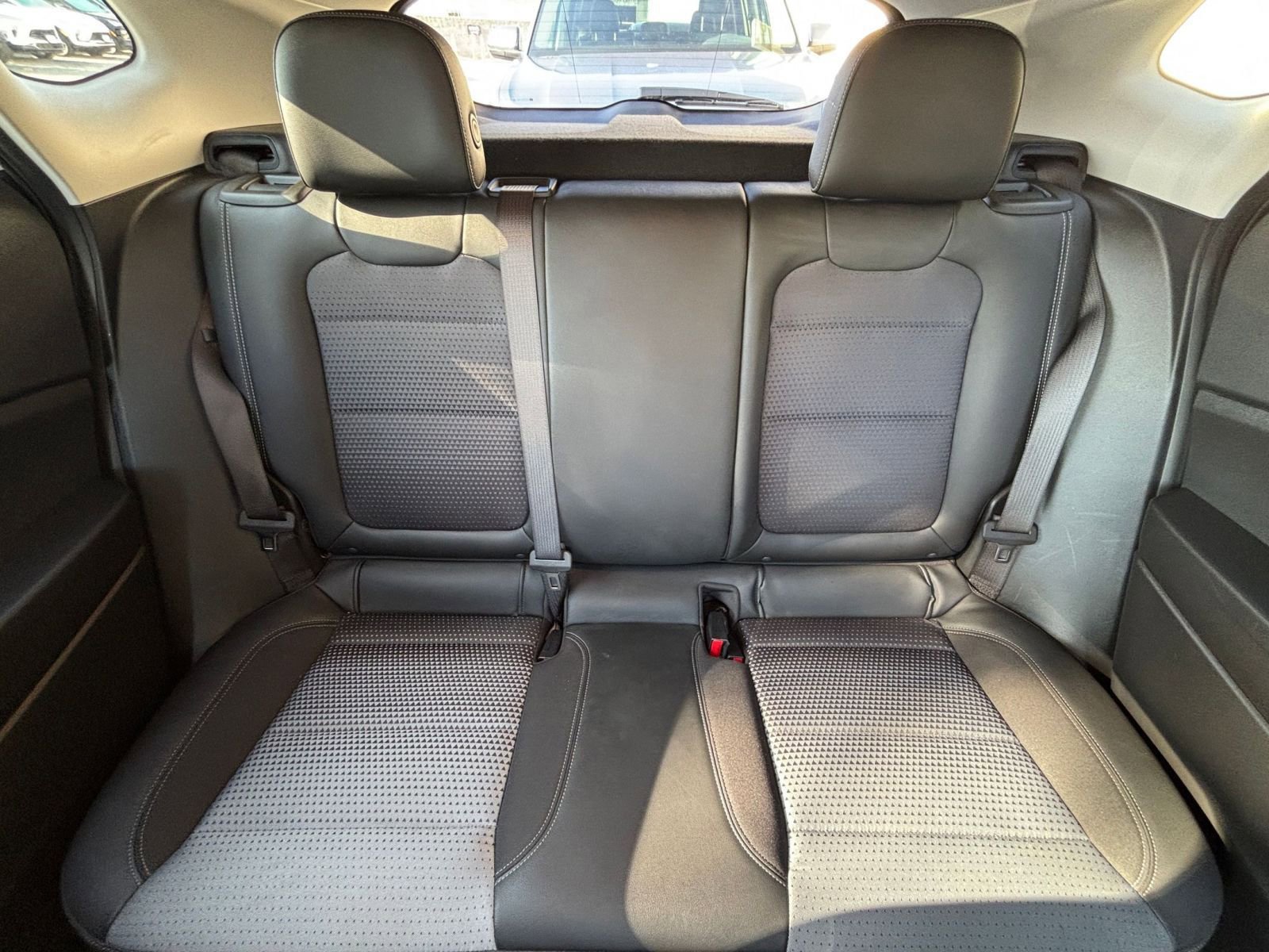 Used 2025 Chevrolet Trax LT w/ LT Convenience Package image 38