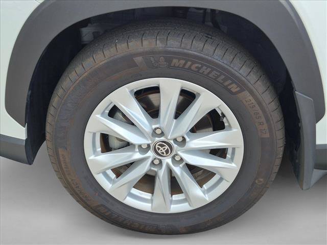 Used 2024 Toyota Corolla Cross LE FWD image 10