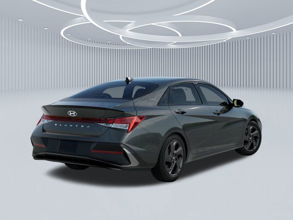 New 2026 Hyundai Elantra Sport image 4