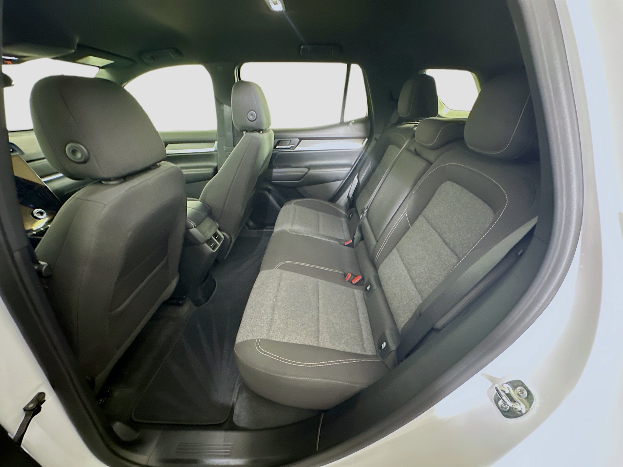 Used 2026 GMC Terrain Elevation FWD image 29