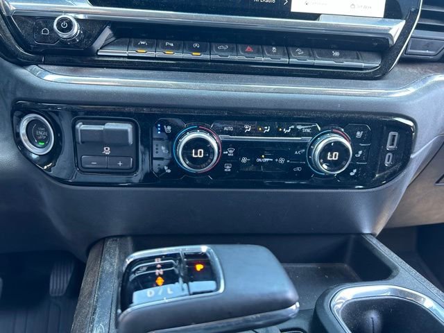 Used 2023 GMC Sierra 1500 SLT w/ SLT Premium Plus Package AWD/4WD image 27