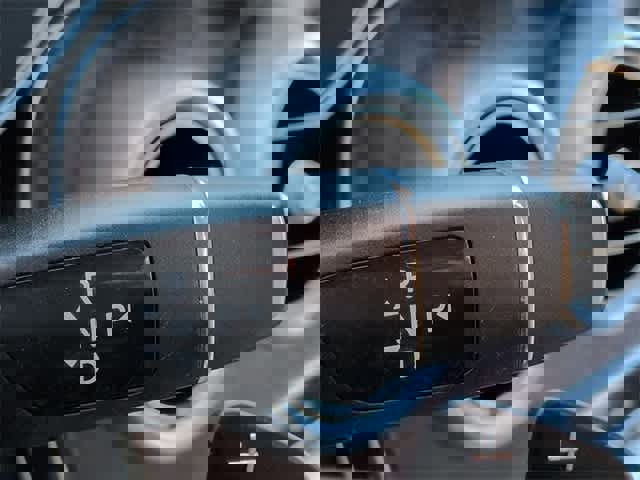 Used 2018 Mercedes-Benz GLC 300 4MATIC image 32