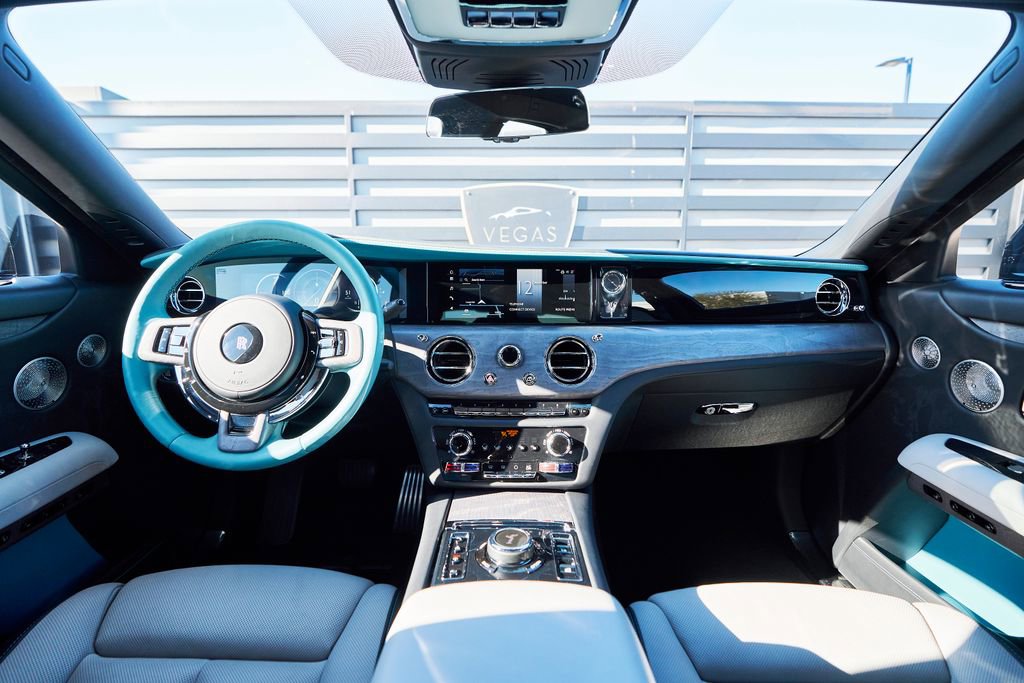 Used 2025 Rolls-Royce Ghost AWD/4WD image 59
