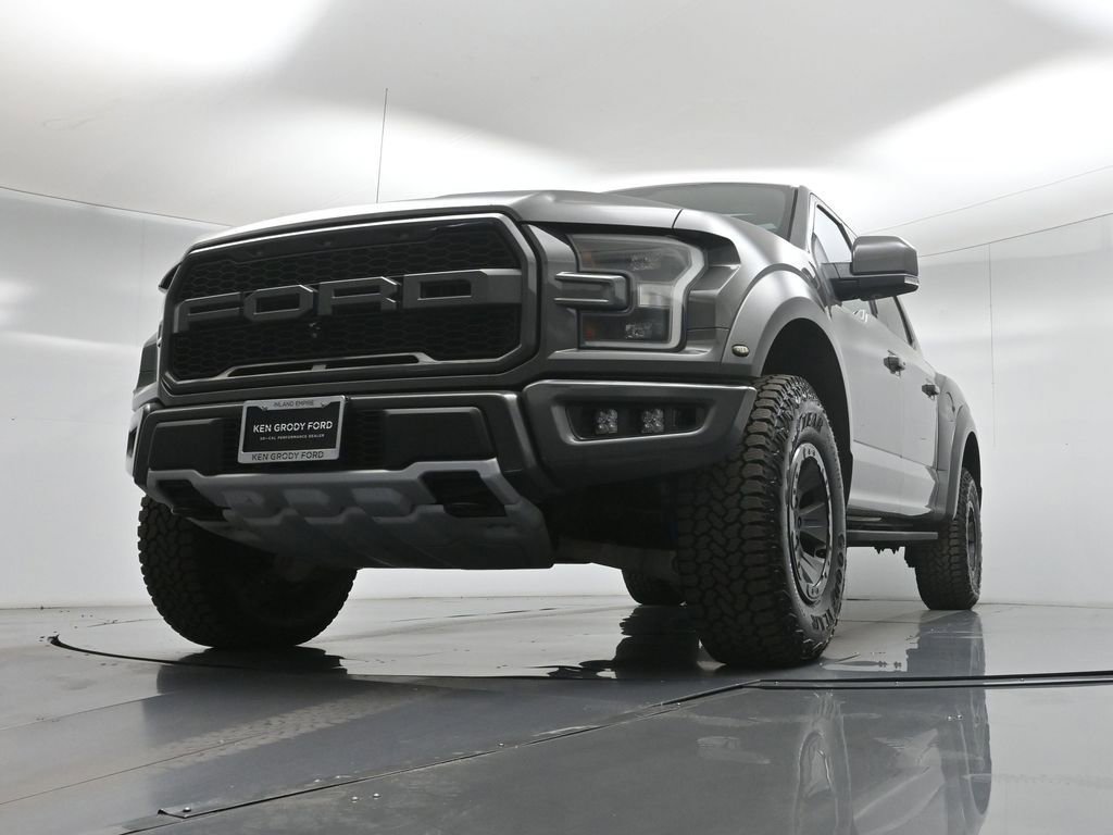 Used 2018 Ford F150 Raptor w/ Equipment Group 802A Luxury image 47