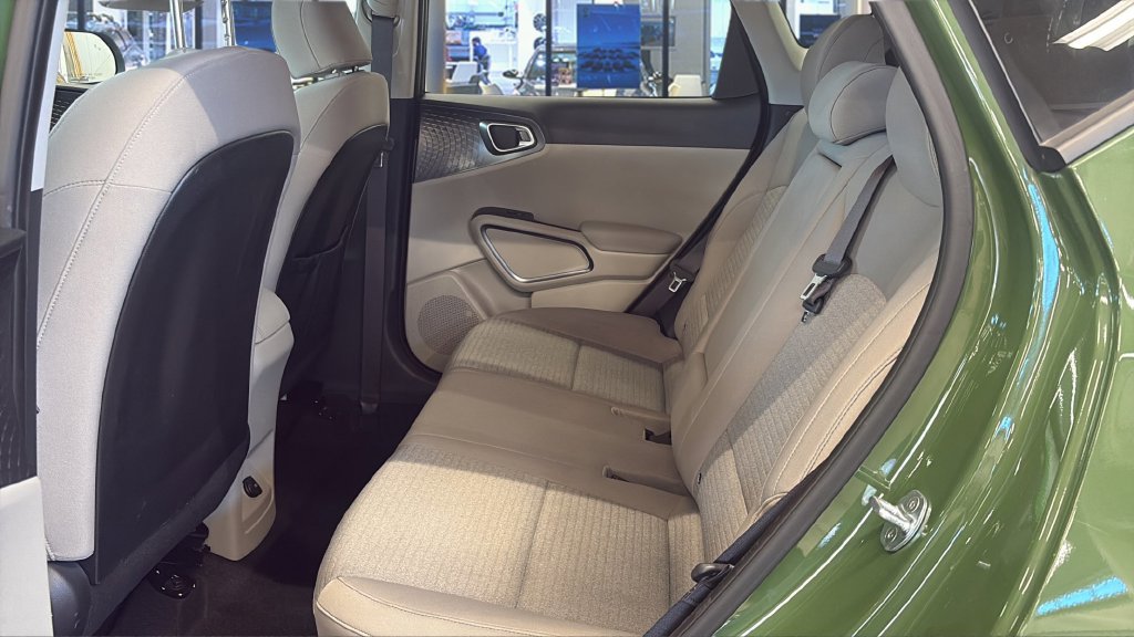 Used 2020 Kia Soul EX FWD image 19