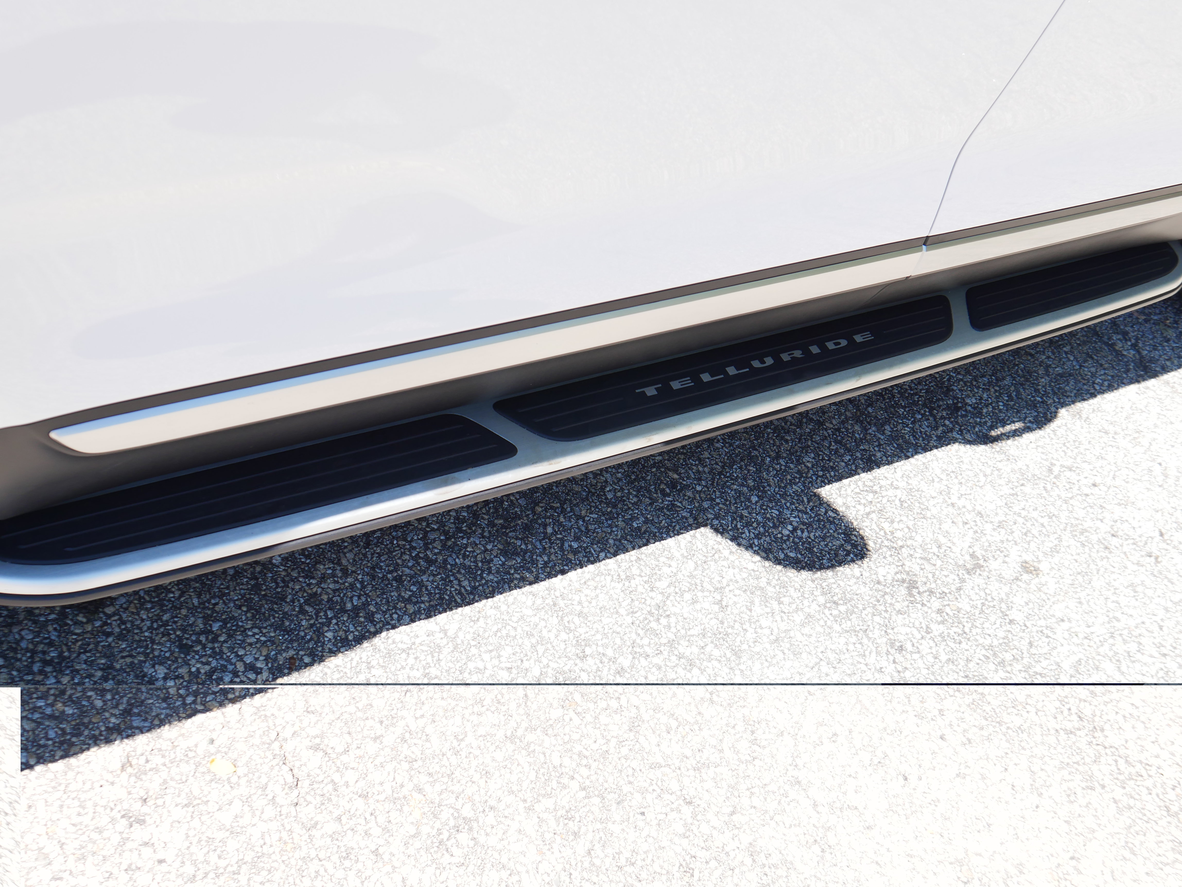 Certified 2025 Kia Telluride LX FWD image 15