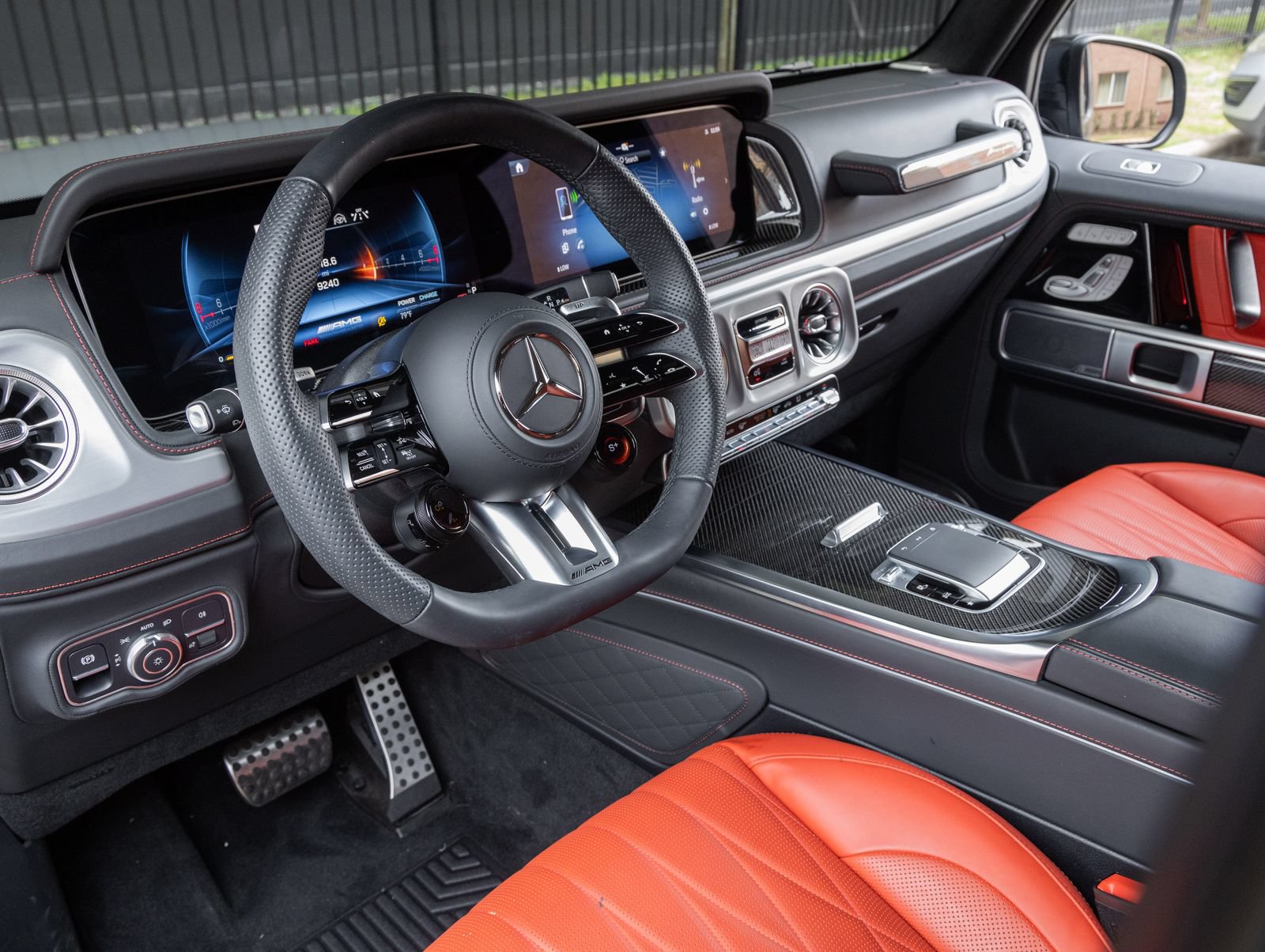 Used 2025 Mercedes-Benz G 63 AMG 4MATIC image 3