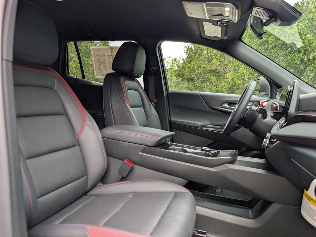 Used 2026 Chevrolet Equinox RS w/ Convenience Package III FWD image 19