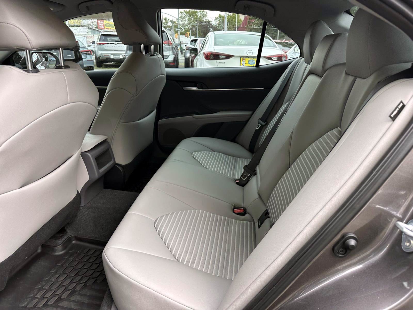 Used 2024 Toyota Camry SE w/ Cold Weather Package AWD/4WD image 10
