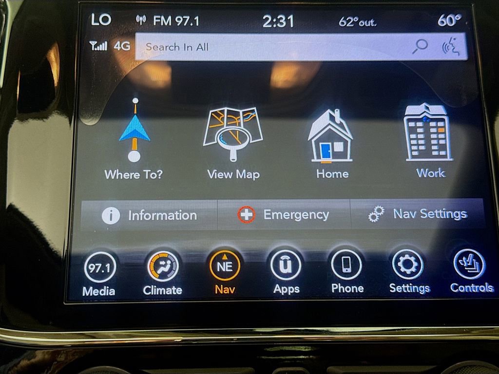 Used 2020 Jeep Grand Cherokee Limited image 15