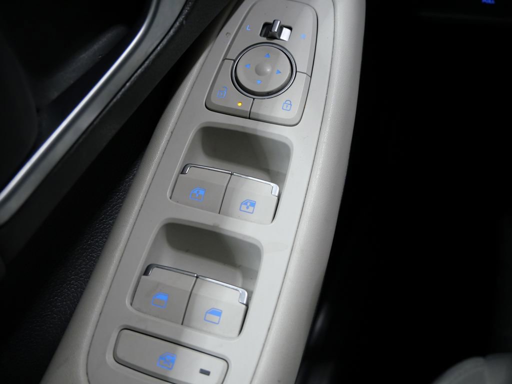 Used 2025 Hyundai Sonata SEL FWD image 13