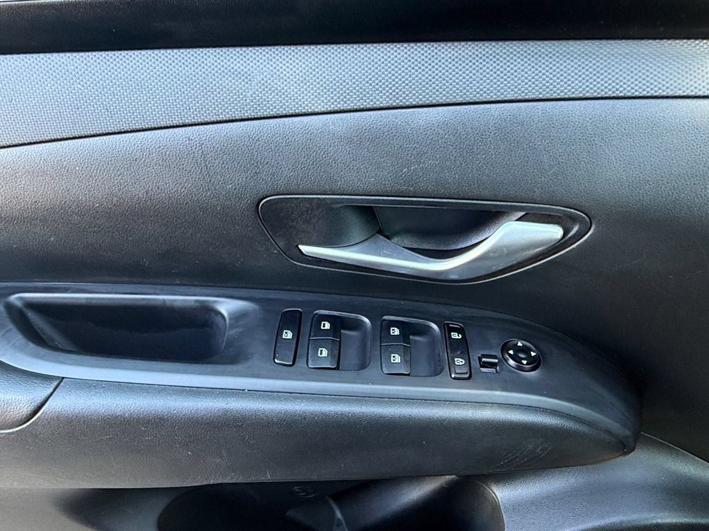 Used 2023 Hyundai Tucson SEL AWD/4WD image 11