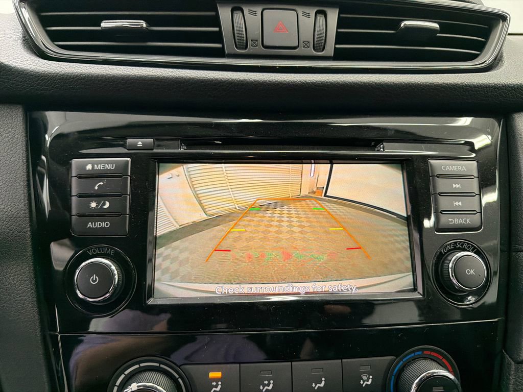 Used 2019 Nissan Rogue S image 29