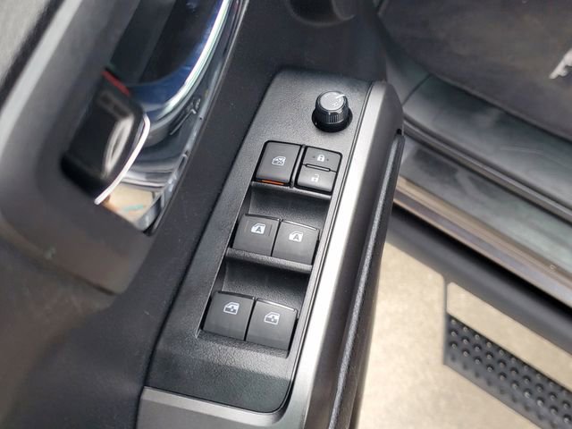 Used 2023 Toyota Tacoma TRD Off-Road image 18