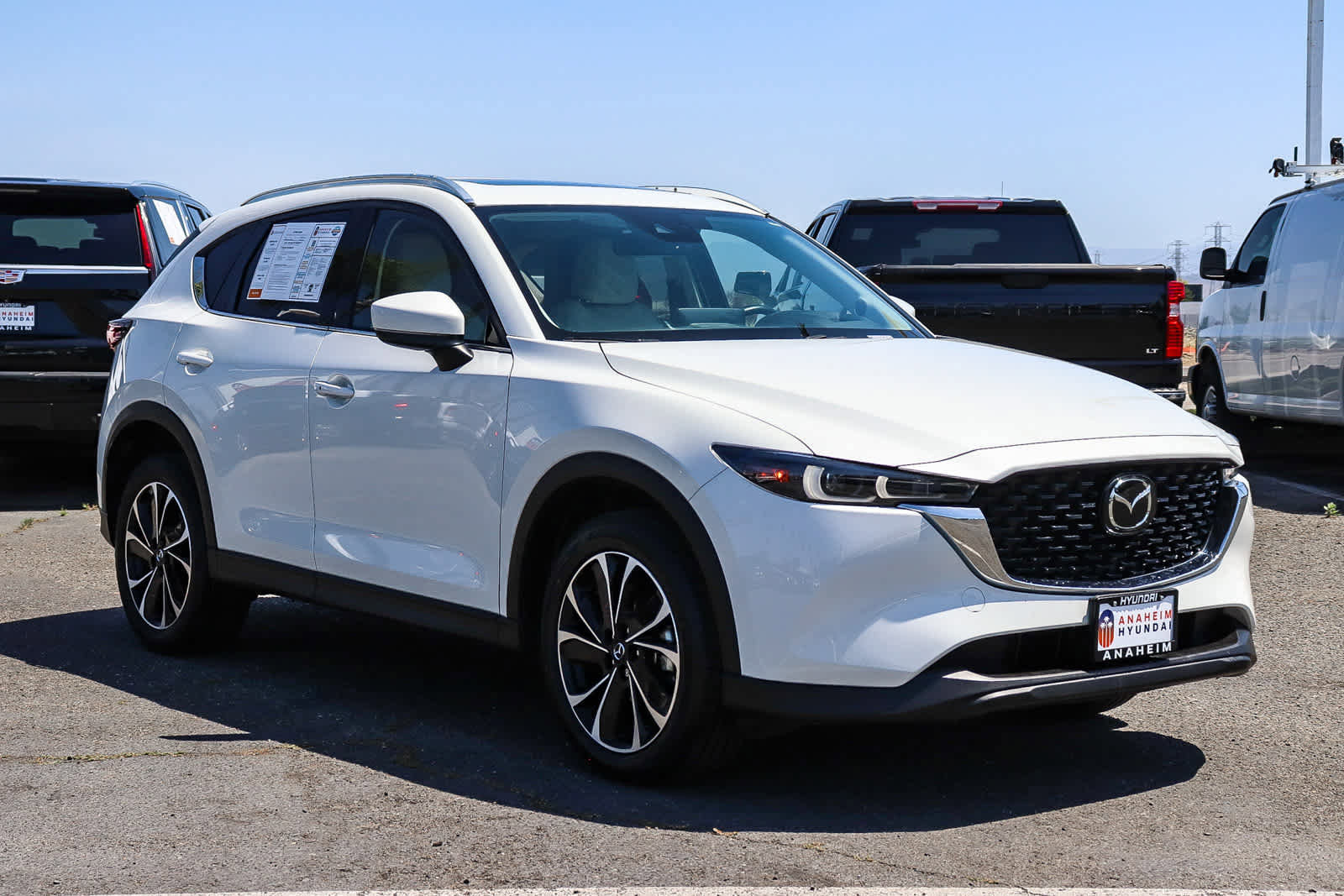 Used 2023 MAZDA CX-5 AWD 2.5 S w/ Premium Plus Pkg image 3