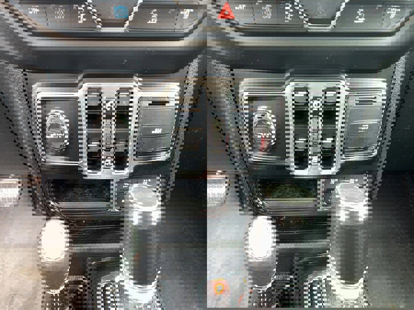 Used 2021 Jeep Wrangler Unlimited Sahara w/ Cold Weather Group image 20