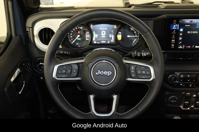 Used 2025 Jeep Wrangler Unlimited Sahara w/ Safety Group AWD/4WD image 7