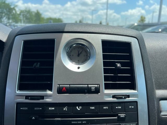 Used 2008 Chrysler 300 Touring w/ Comfort/Convenience Group RWD image 15