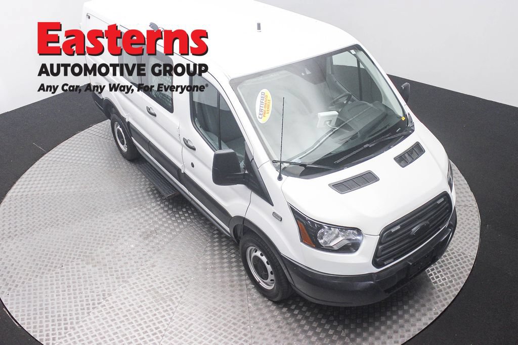 Used 2019 Ford Transit 250 130 Low Roof RWD image 3