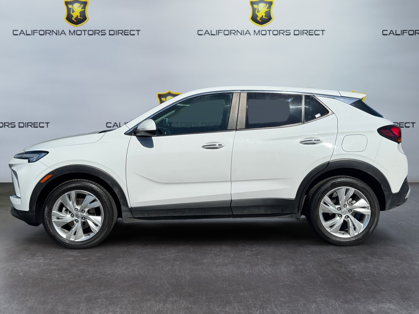 Used 2024 Buick Encore GX Preferred FWD image 2