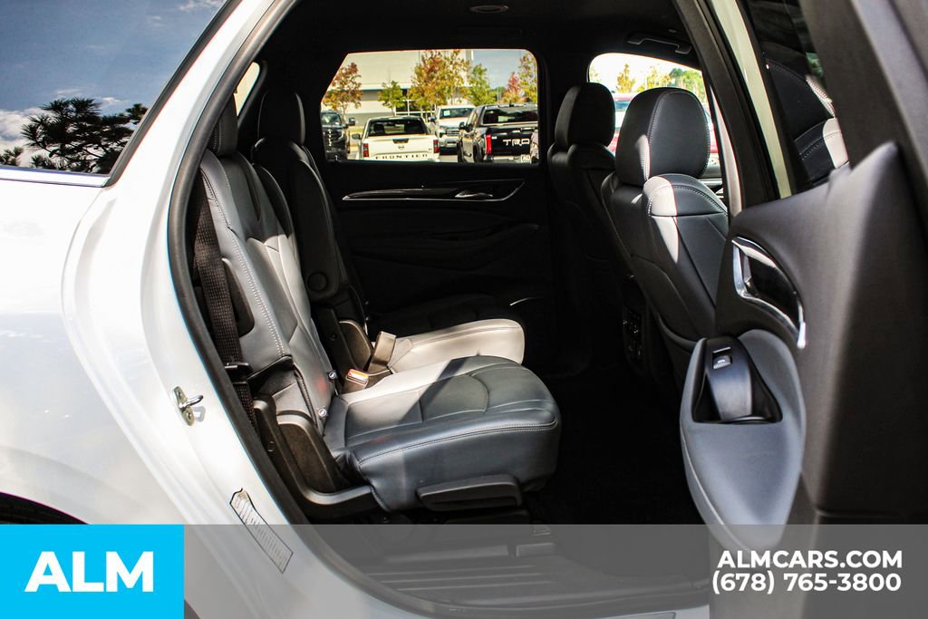 Used 2024 Buick Enclave Premium image 21