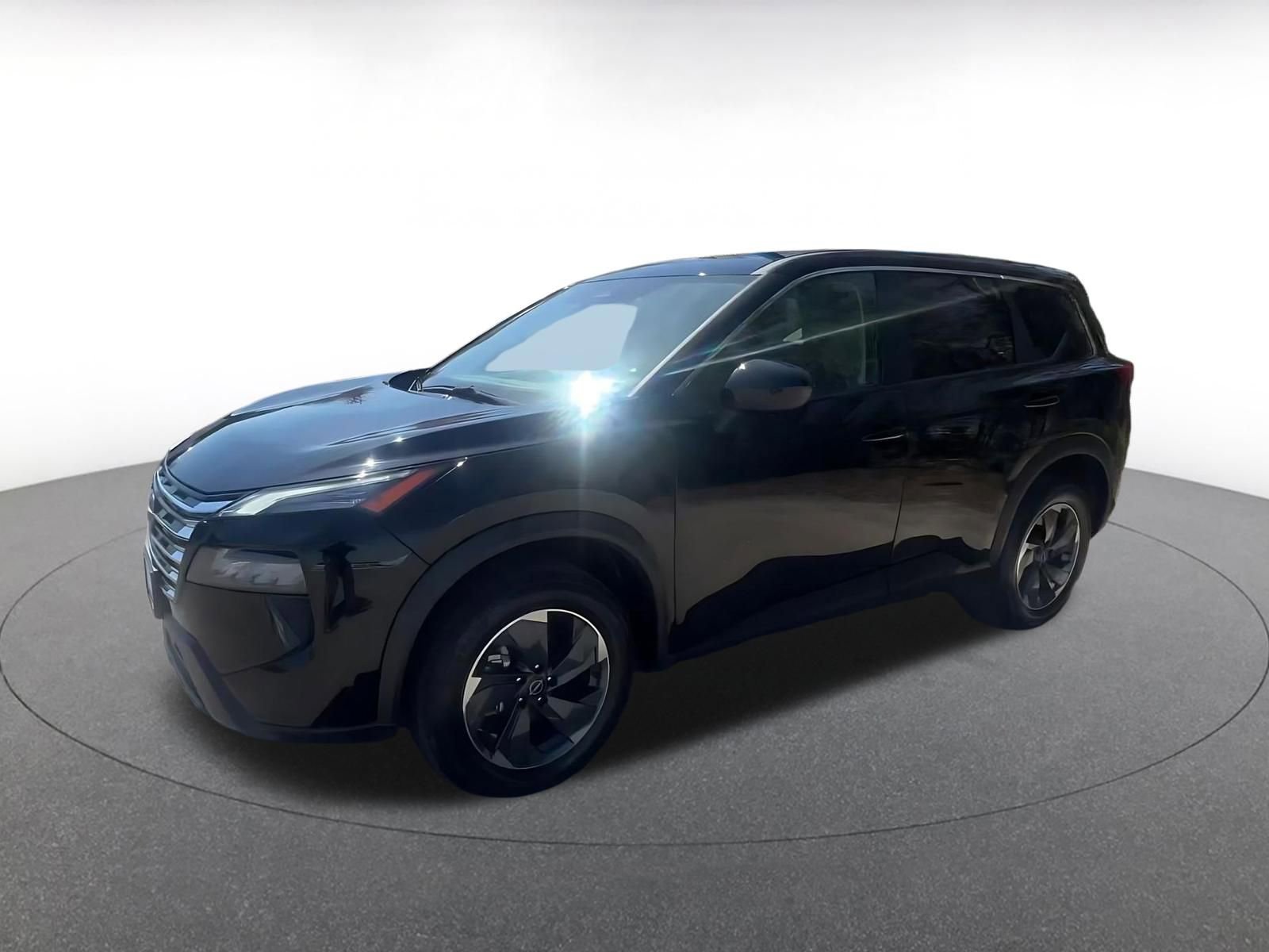 Used 2025 Nissan Rogue SV image 8