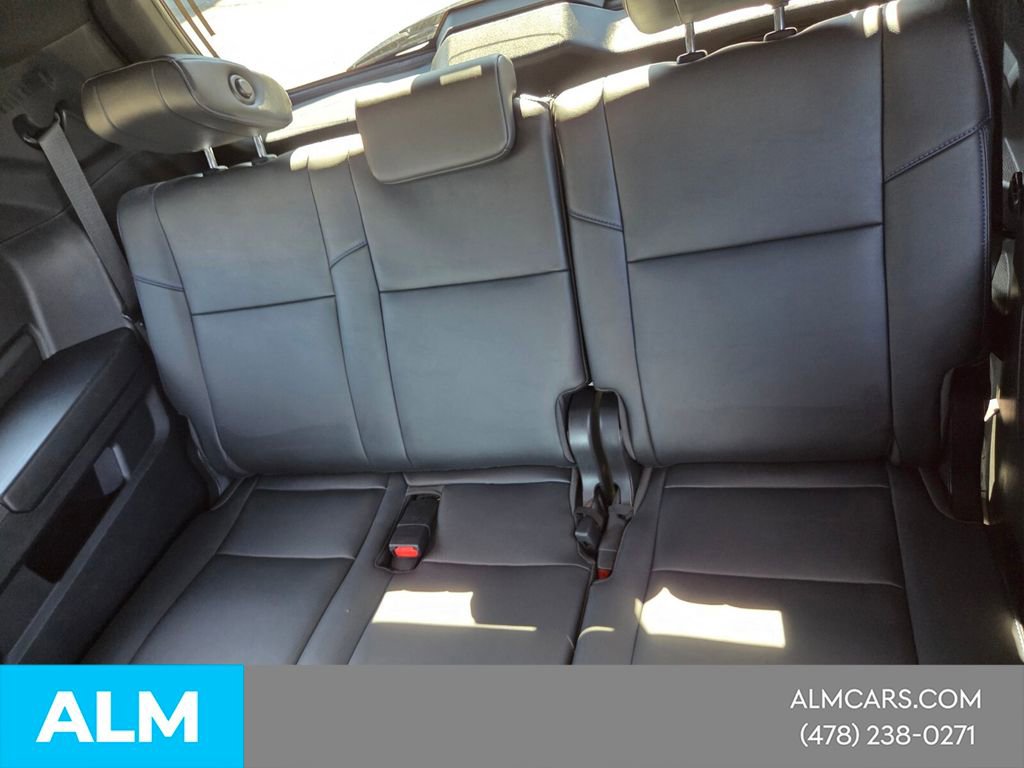 Used 2023 Toyota Sequoia Platinum image 11