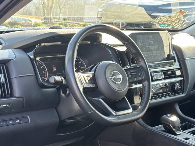 Used 2022 Nissan Pathfinder SL w/ Cargo Package image 28