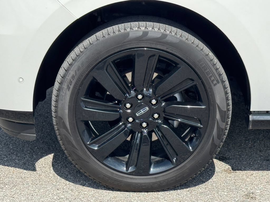 Used 2024 Lincoln Navigator L Reserve AWD/4WD image 43