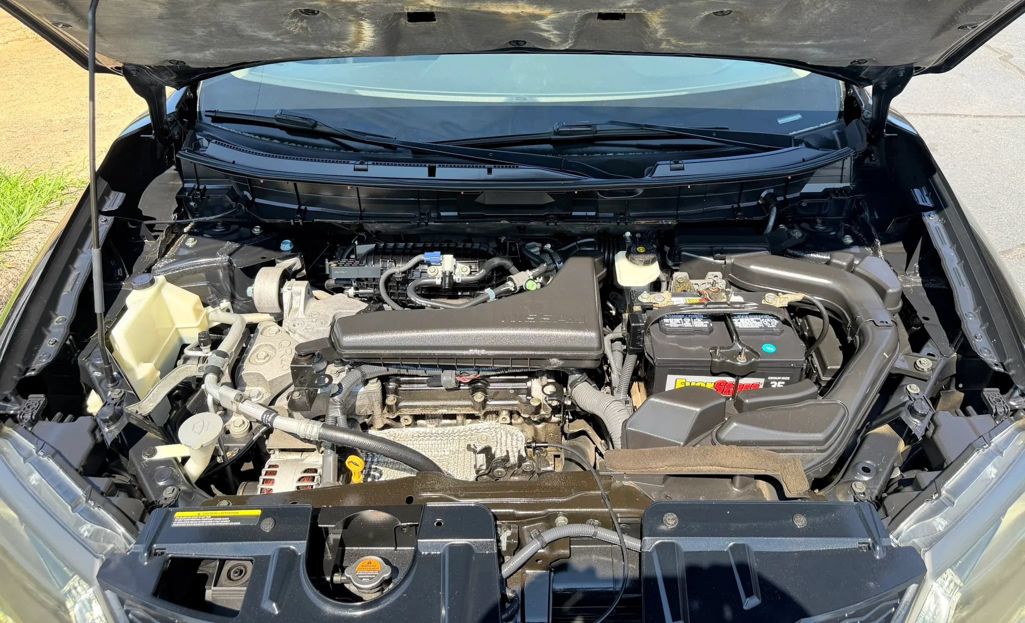 Used 2014 Nissan Rogue SV FWD image 28