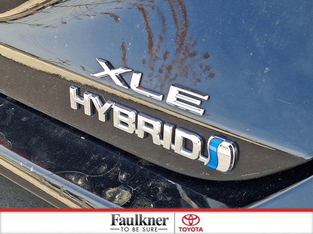 Certified 2020 Toyota Avalon XLE w/ Moonroof Package image 30