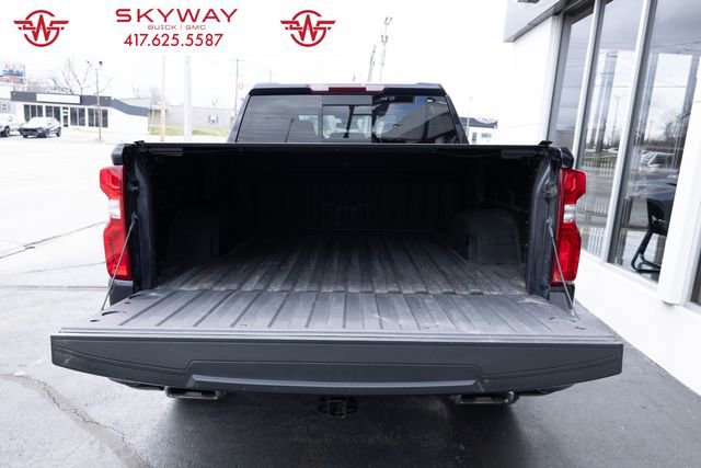 Used 2024 Chevrolet Silverado 1500 LT Trail Boss w/ Convenience Package II image 17