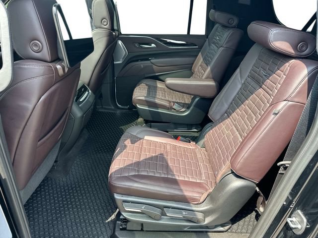 Used 2023 Cadillac Escalade ESV Premium Luxury Platinum AWD/4WD image 11