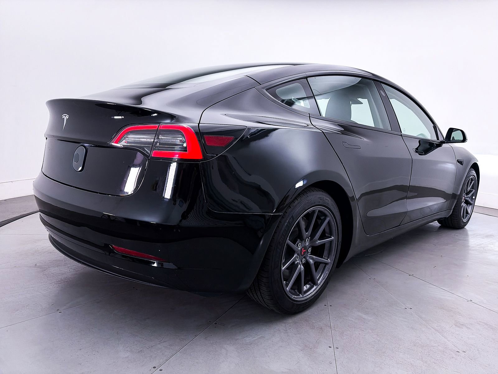 Used 2023 Tesla Model 3 Standard Range RWD image 14