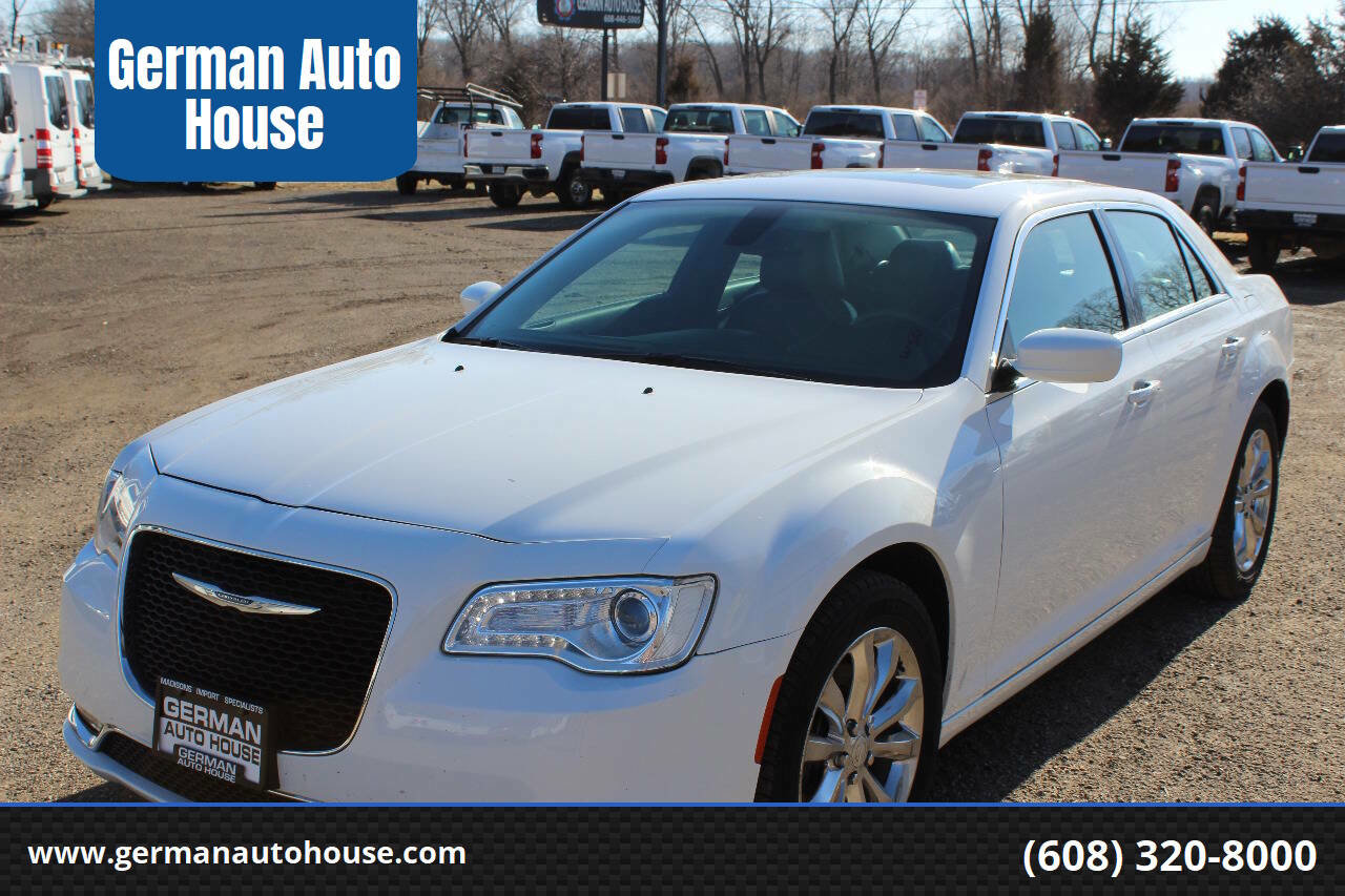 Used 2016 Chrysler 300 Limited AWD/4WD image 1