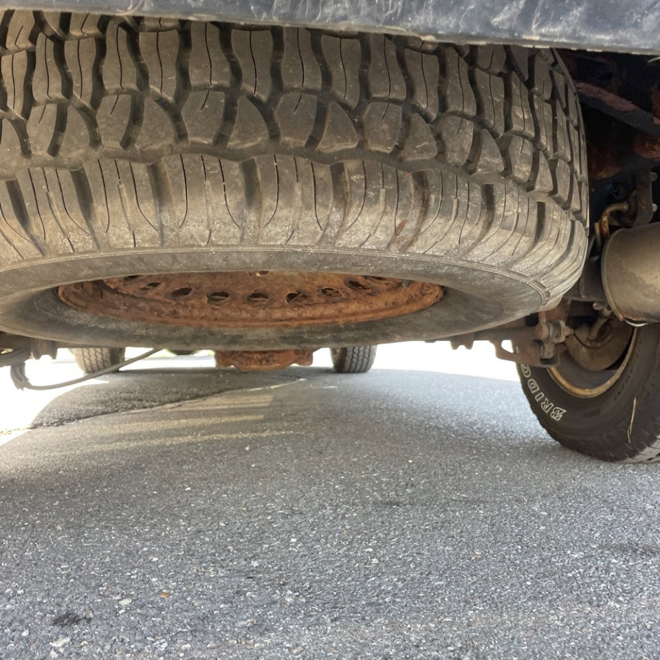 Used 2010 Chevrolet Suburban LT image 27