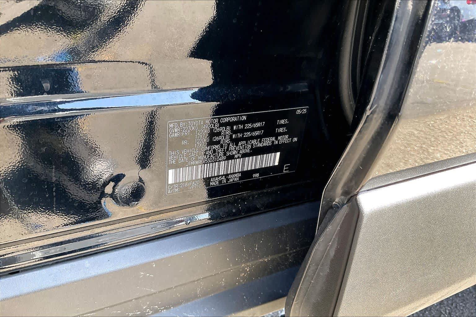 Certified 2025 Toyota RAV4 XLE AWD/4WD image 34