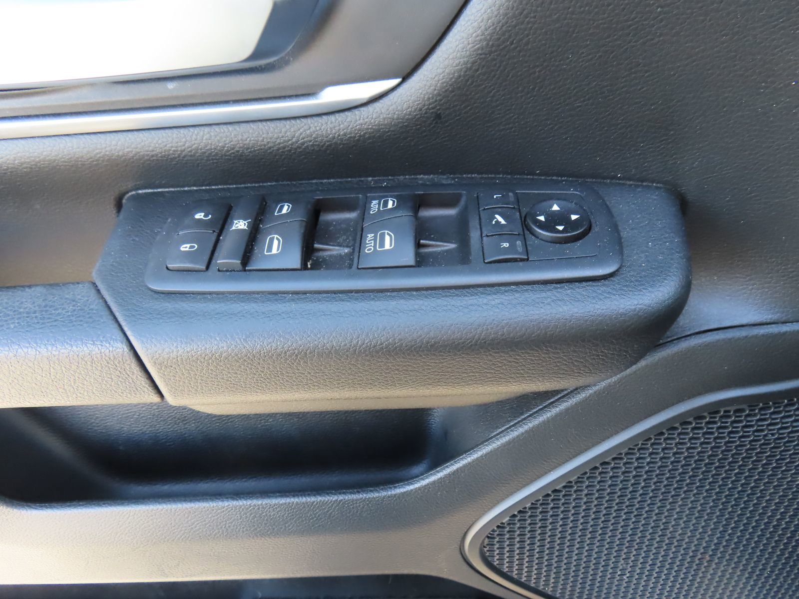 Used 2021 RAM 1500 Big Horn image 13