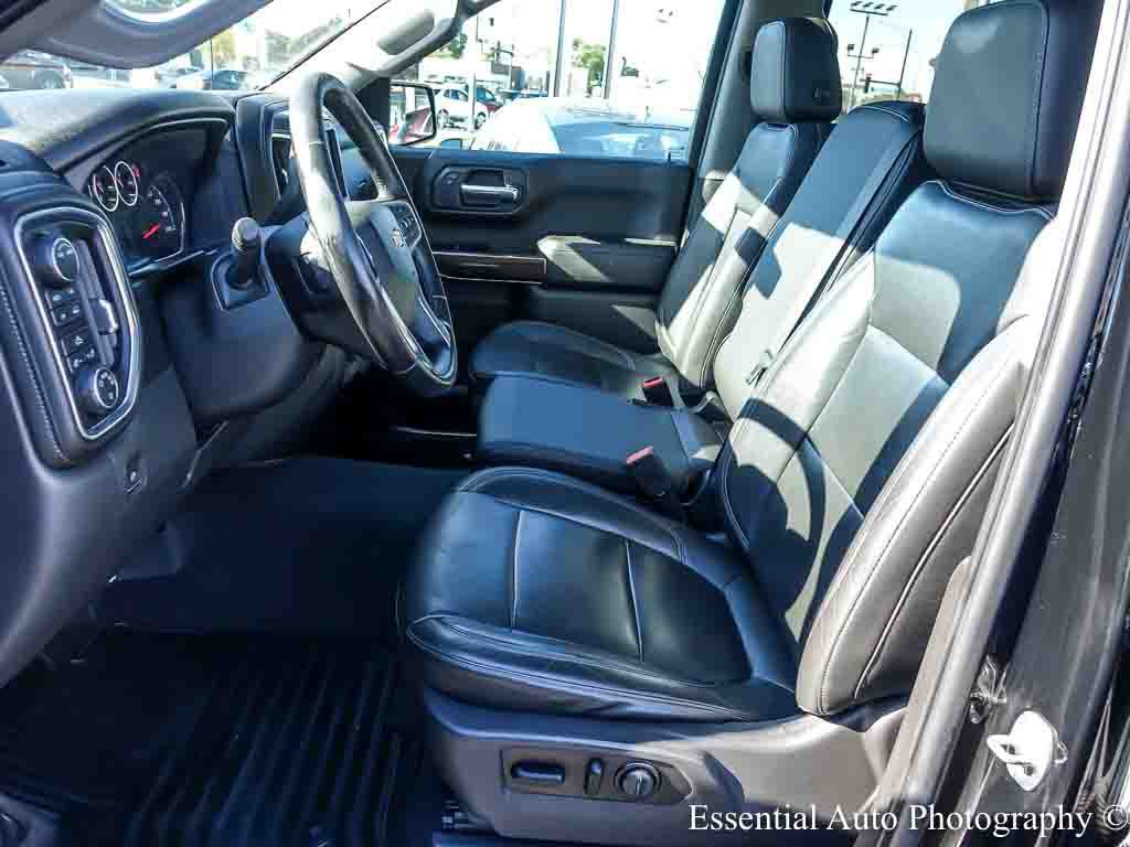 Used 2020 Chevrolet Silverado 1500 LT w/ Convenience Package AWD/4WD image 9