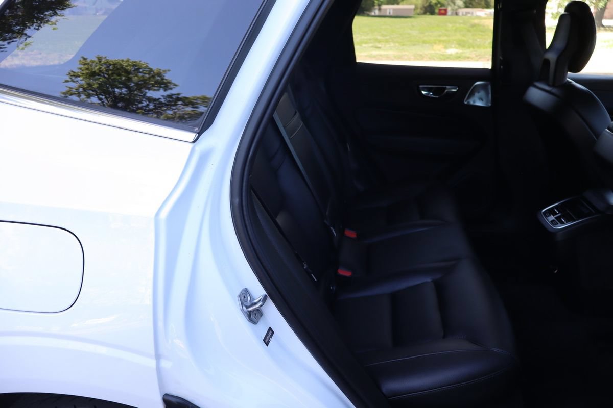 Used 2018 Volvo XC60 T6 Inscription w/ Convenience Package AWD/4WD image 21