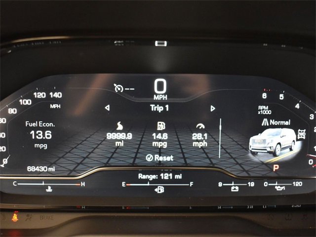 Used 2022 GMC Yukon XL Denali image 18