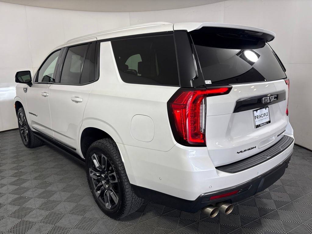 Used 2023 GMC Yukon Denali Ultimate AWD/4WD image 7