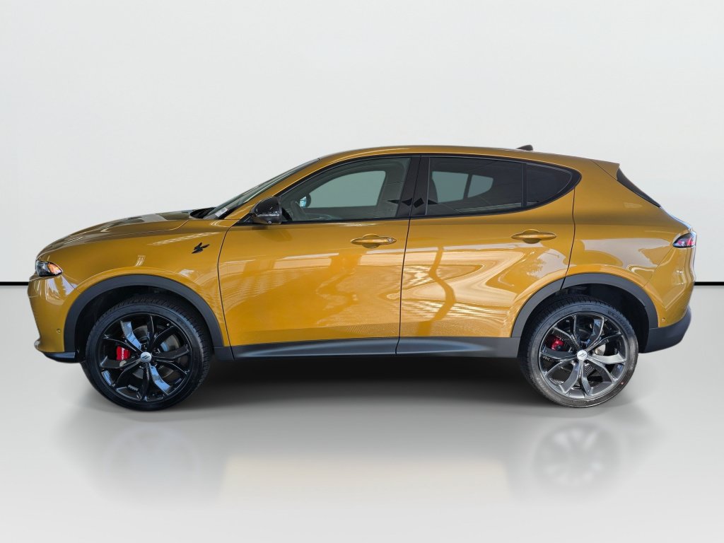 Used 2024 Dodge Hornet GT AWD/4WD image 2